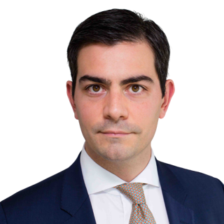 Headshot of Alexander Gage