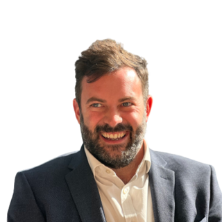 Headshot of Angus Findlay