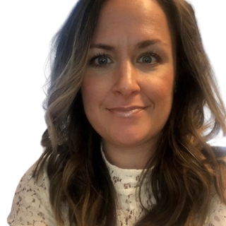 Headshot of Annika Holsten