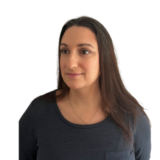 Headshot of Leah Legare