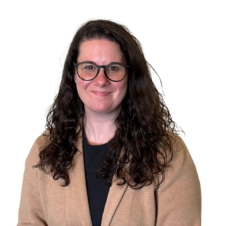 Headshot of Lindsey Morris