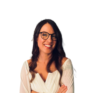 Headshot of Nadia Simard