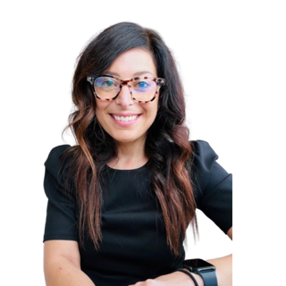 Headshot of Sarah Lamberg