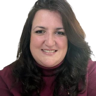 Headshot of Tamara Snowdon